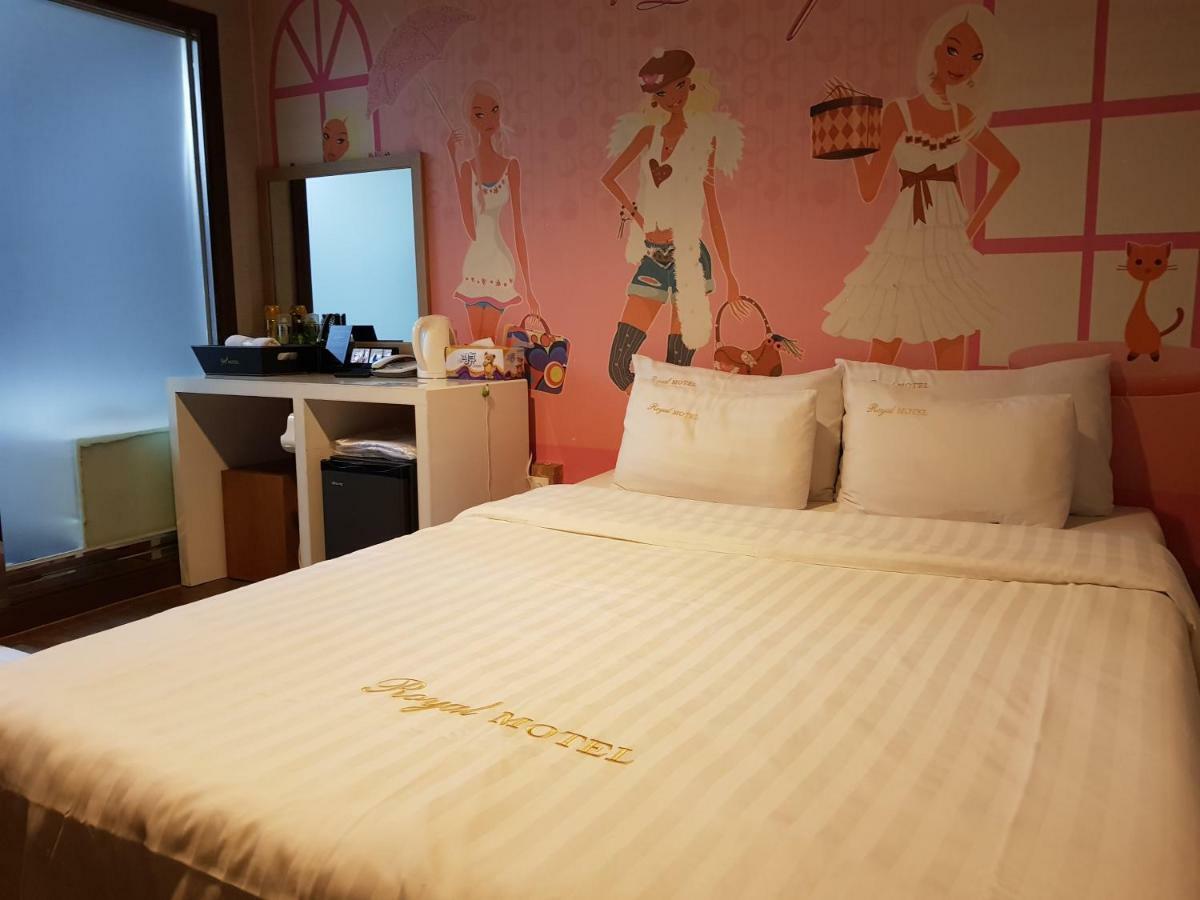 Готель Pocheon Royal Екстер'єр фото